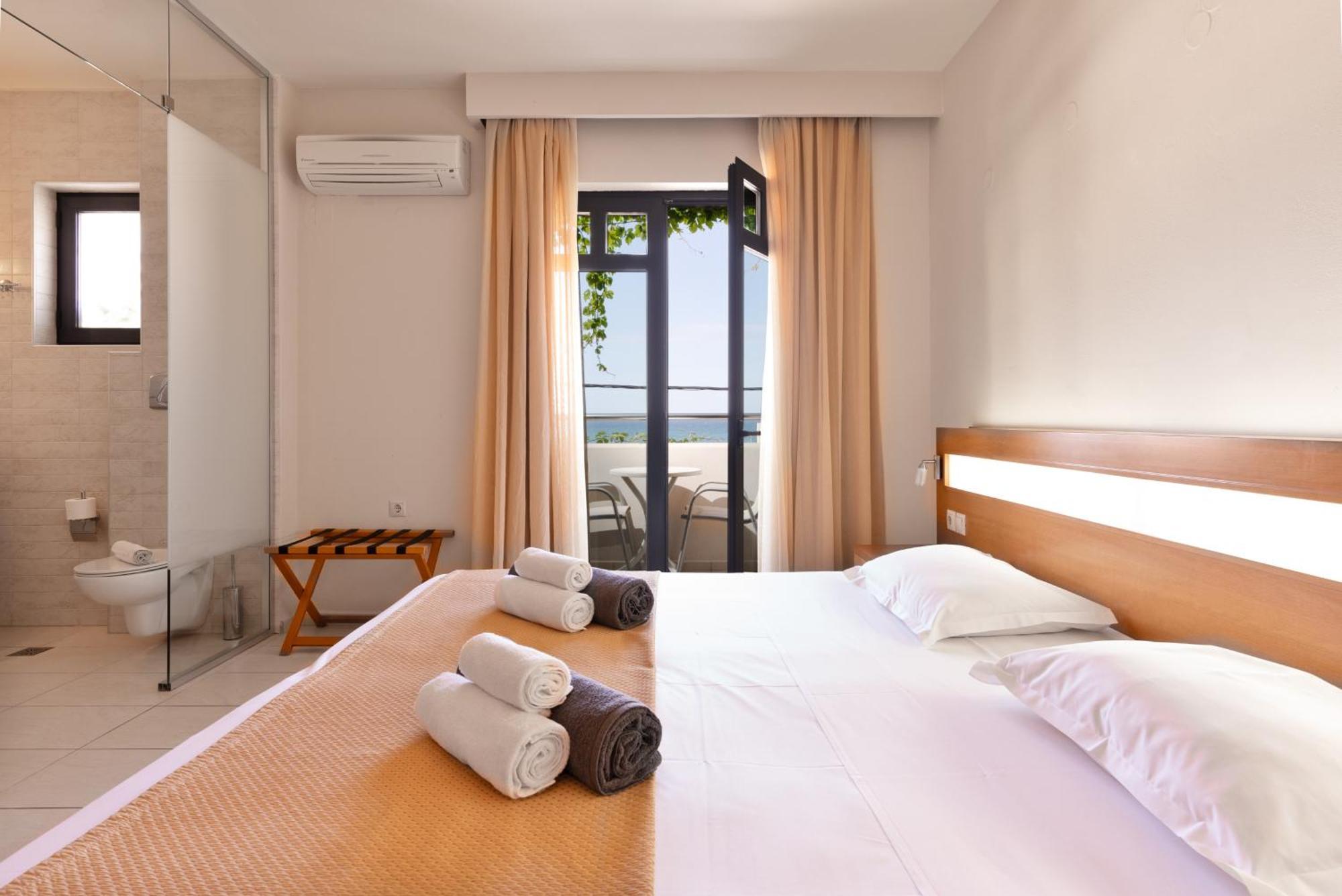 Eva Bay Hotel On The Beach - Adults Only Adelianos Kampos Exterior photo